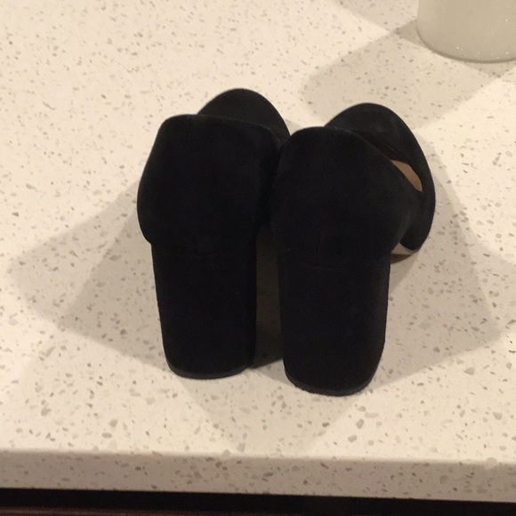 Bella~Vita Black Block Heel Pumps - Picture 3 of 3